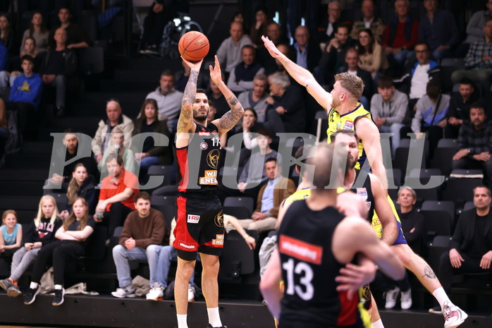25.04.2023, Graz, Raiffeisen Sportpark Graz, Basketball Superliga 2022/23, Playoff, Viertelfinale Spiel 2, UBSC Raiffeisen Graz vs. BC GGMT Vienna