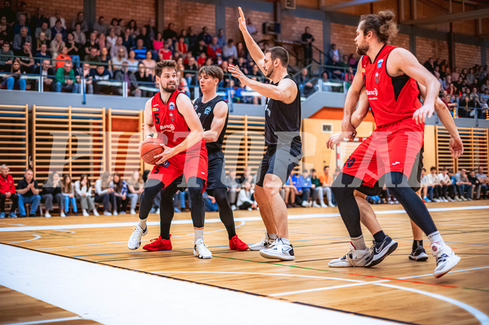 Basketball, Basketball Zweite Liga 2022/23, Playoff Viertelfinale Spiel 3, Mistelbach Mustangs, Wörthersee Piraten, Martin Müller (5)