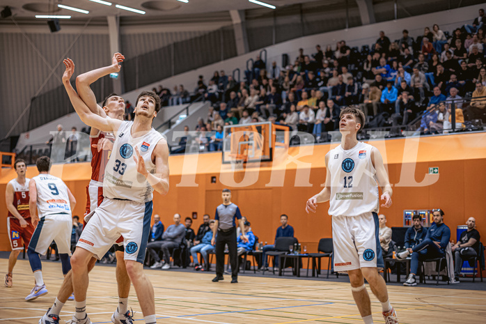 Basketball, Win2Day Superliga 2022/23, 5. Qualifikationsrunde, Vienna Timberwolves, Traiskirchen Lions, Ilja Gromovs (4), Chris Vogt (33)