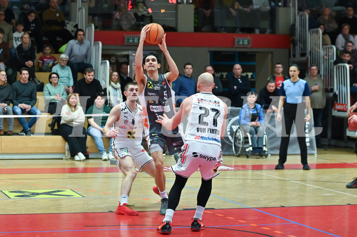 Basketball, Superliga 2024/25, Grunddurchgang 19.Runde, Flyers Wels vs. Klosterneuburg,
