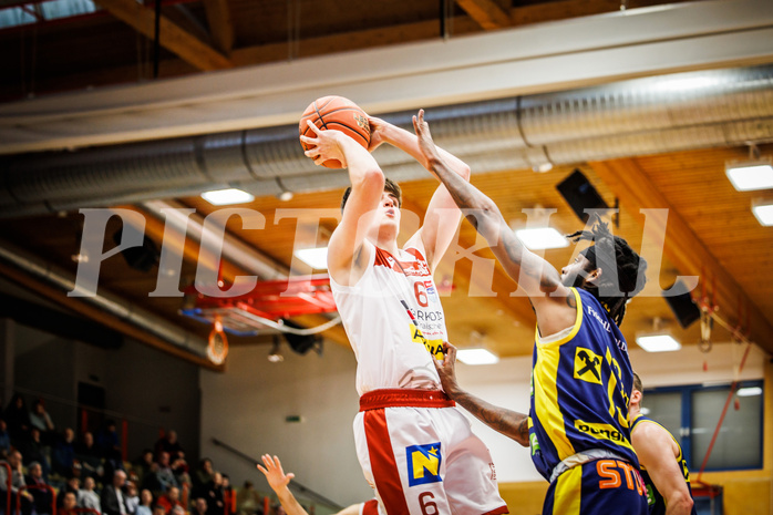 Basketball, win2day Basketball Superliga 2022/23, 8. Qualifikationsrunde, Traiskirchen Lions, UBSC Graz, Aleksej Kostic (6) Basketball, win2day Basketball Superliga 2022/23, 8. Qualifikationsrunde, Traiskirchen Lions, UBSC Graz, Aleksej Kostic (6)