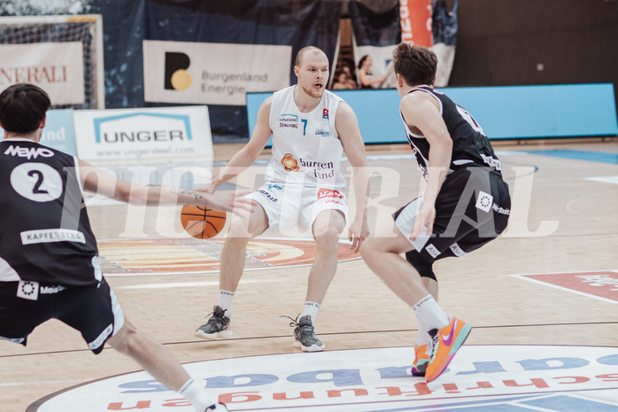 Basketball, Basketball Superliga 2023/24 , Qualifikationsrunde 10, Oberwart Gunners, Kapfenberg Bulls, Sebastian Kaeferle (7)
