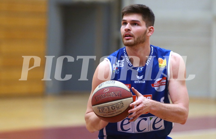 Basketball CUP 2017, Achtellfinale UBC St.Pölten vs. Kapfenebrg Bulls


