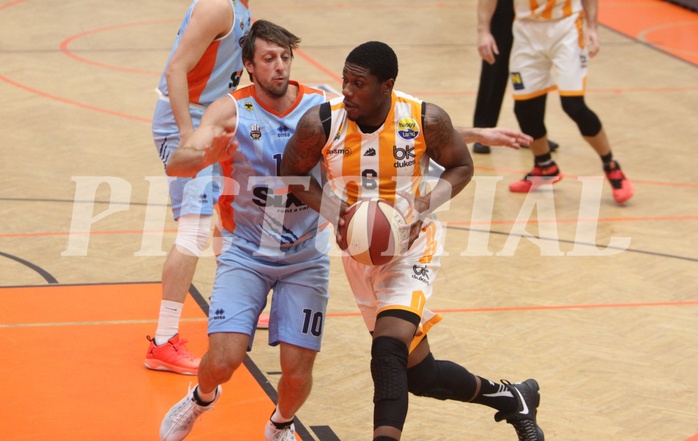 Basketball Alpe Adria Cup 2016/17  BK Dukes Klosterneuburg vs. Primorskoka


