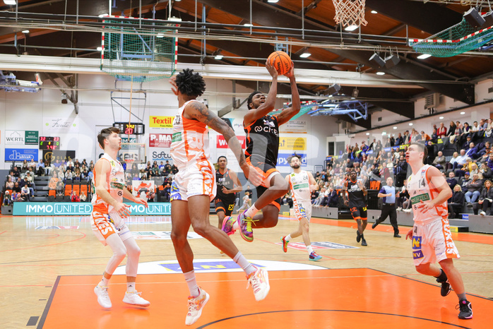 Basketball Superliga 2023/24, Grunddurchgang 13.Runde Klosterneuburg Dukes vs. Oberwart Gunners


