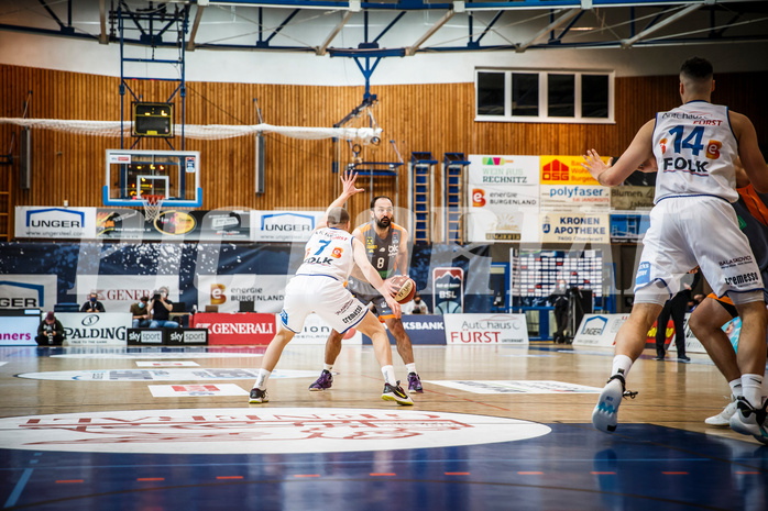 Basketball, bet-at-home Basketball Superliga 2020/21, Grunddurchgang, 8. Runde, Oberwart Gunners, Klosterneuburg Dukes, Predrag Miletic (8)