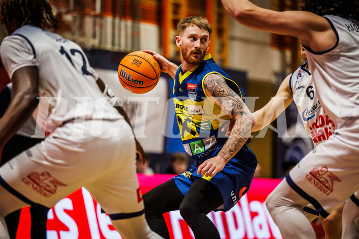 Basketball, win2day Basketball Superliga 2024/25, Grunddurchgang Runde 13, BBC Nord Dragonz, UBSC Graz, Cooper Robb (3)