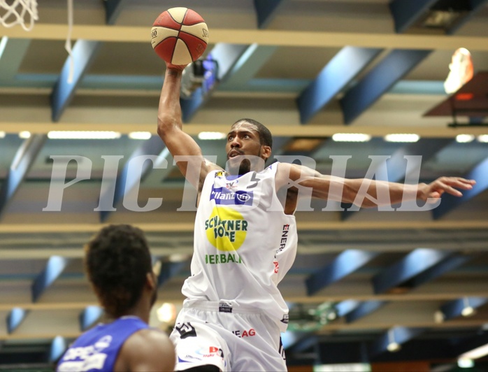 Basketball ABL 2015/16 Playoff Viertelfinale Spiel 3 Gmunden Swans vs. Oberwart Gunners
