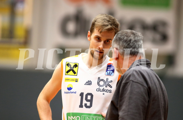 Basketball Superliga 2019/20, Grunddurchgang 11.Runde Klosterneuburg Dukes vs. UBSC Graz


