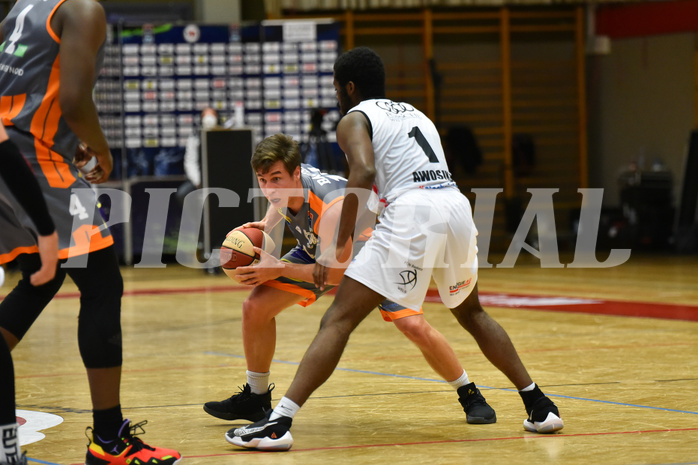 Basketball Superliga 2020/21, Grunddurchgang 18. Runde Flyers Wels vs. Klosterneuburg Dukes, Valentin Bauer (14), Austen Awosika (1),