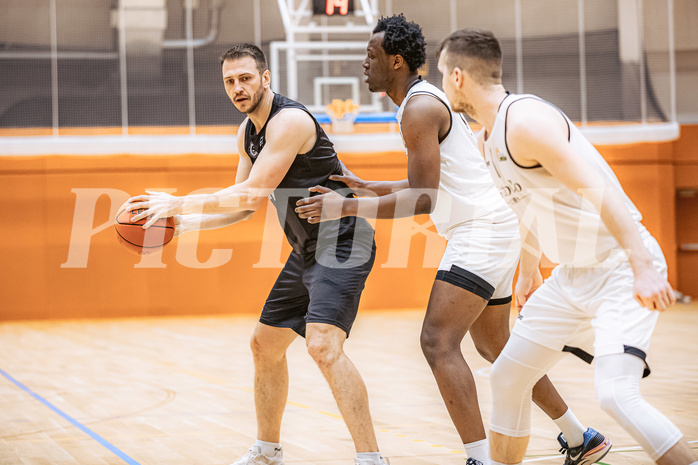 Basketball, Basketball Zweite Liga 2022/23, Grunddurchgang 16.Runde, Basket Flames, Wörthersee Piraten, Maximilian Kunovjanek (14)