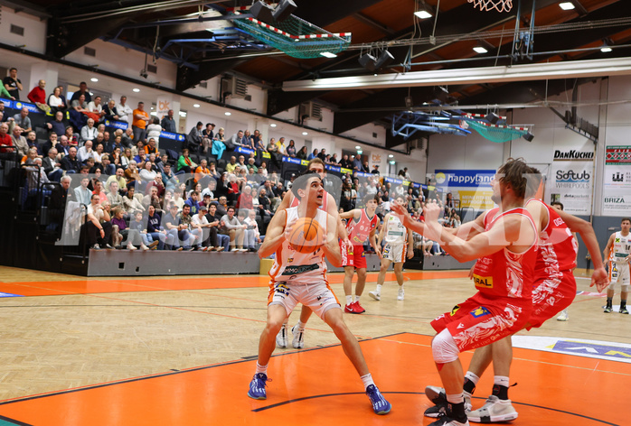 Basketball Superliga 2024/25, 6.Plazierungsrunde Klosterneuburg Dukes vs. TRaiskirchen Lions