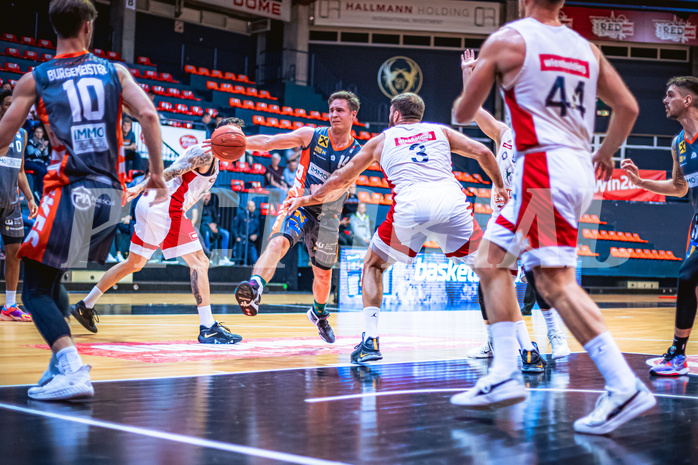 Basketball, Win2Day Superliga 2022/23, 2. Platzierungsrunde, BC Vienna, Klosterneuburg Dukes, Valentin Bauer (14)