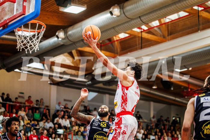 Basketball, win2day Basketball Superliga 2024/25, Platzierungsrunde 9. Runde, Traiskirchen Lions, Gmunden Swans, Obinna Anthony Ndukwe (2) Basketball, win2day Basketball Superliga 2024/25, Platzierungsrunde 9. Runde, Traiskirchen Lions, Gmunden Swans, Obinna Anthony Ndukwe (2)