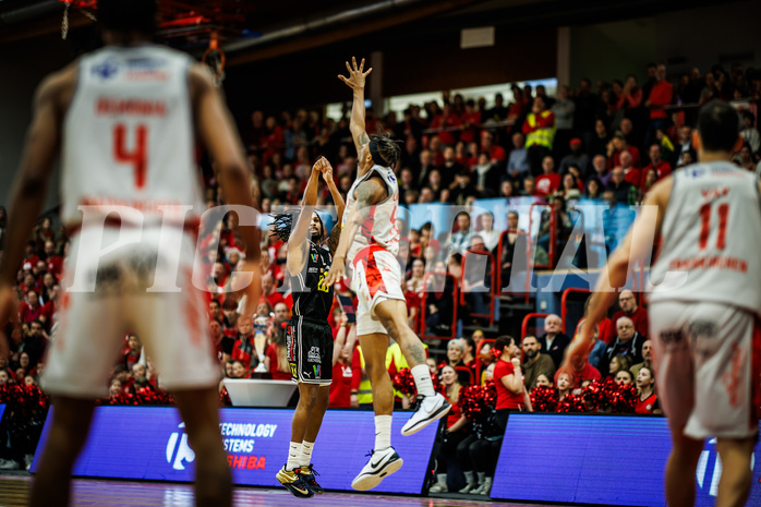 Basketball, Basketball Austria CUP 2023/24, Finale, Traiskirchen Lions, Flyers Wels, Terell Allen (2) Basketball, Basketball Austria CUP 2023/24, Finale, Traiskirchen Lions, Flyers Wels, Terell Allen (2)