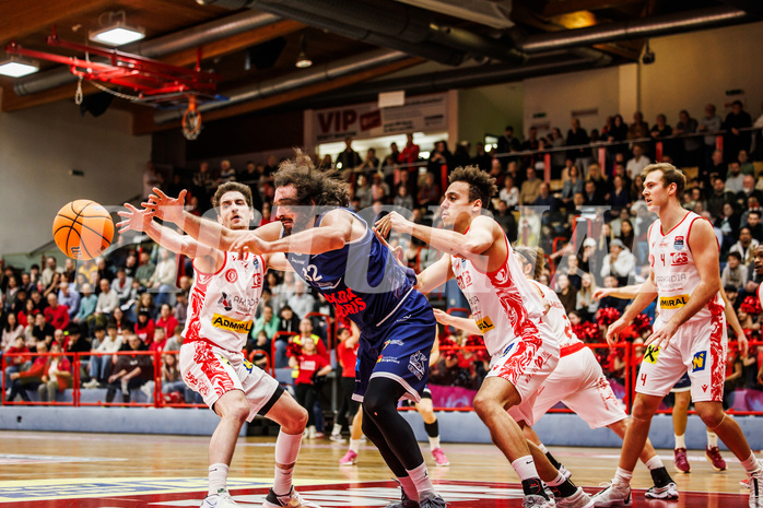 Basketball, win2day Basketball Superliga 2024/25, Grunddurchgang 20.Runde, Traiskirchen Lions, BBC Nord Dragonz, Sead Hadzifejzovic (32)