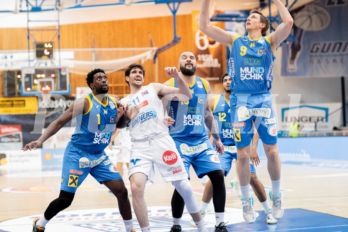 Basketball, Basketball Superliga 2022/23, Grunddurchgang Runde 20 , Oberwart Gunners, Flyers Wels, Kelvin Lewis (1), John Joseph Rauch (11), Nebojsa Dukic (13), Roman Jagsch (9)