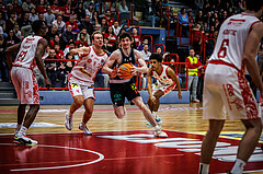 Basketball, Win2Day Superliga 2024/25, Grunddurchgang 15.Runde, Traiskirchen Lions, Fuerstenfeld Panthers, Ryan Moffat (4), Jonathan Wess (14)
