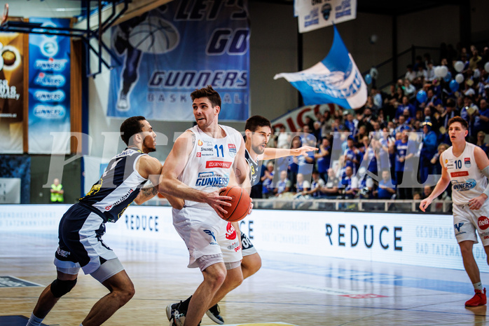 Basketball, Basketball Austria Cup 2022/23, Halbfinale 1, Oberwart Gunners, Gmunden Swans, Jack Rauch (11)
