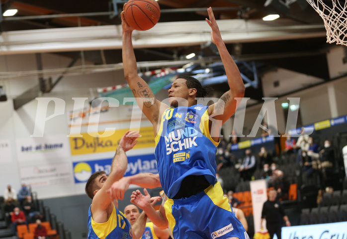 Basketball Superliga 2021/22, Grunddurchgang 14.Runde Klosterneuburg Dukes vs. SKN St. Pölten


