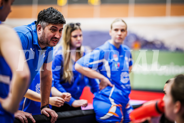 Basketball, Win2Day Basketball Damen Superliga 2023/24, Grunddurchgang 10.Runde, Vienna Timberwolves, DBB LZ OÖ, Damir Kuranovic (Head Coach)