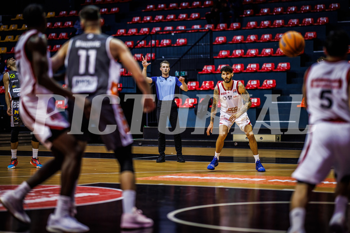 Basketball, Win2Day Superliga 2024/25, Grunddurchgang 7.Runde, BC Vienna, Klosterneuburg Dukes, SR Timo Axmann