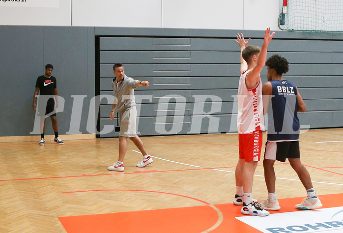 Basketball Nationalteam MU19 2022, Kadersichtung  vs. 


