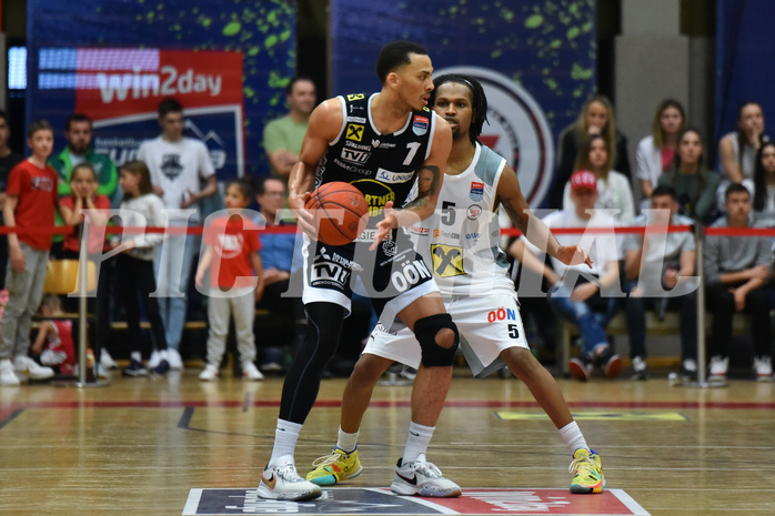 Win2Day Basketball Superliga 2022/23, Playoff,
Semifinale Spiel 4, Flyers Wels vs Swans Gmunden,