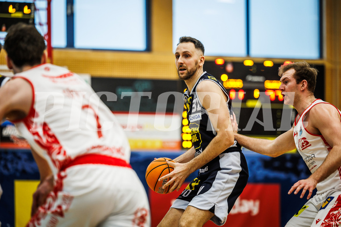 Basketball, win2day Basketball Superliga 2024/25, Platzierungsrunde 9. Runde, Traiskirchen Lions, Gmunden Swans, #g31#