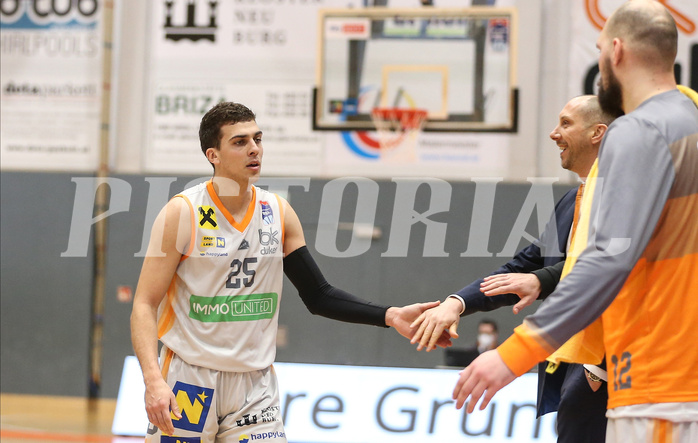 Basketball Superliga 2021/22, Grunddurchgang 17.Runde Klosterneuburg Dukes vs. Flyers Wels


