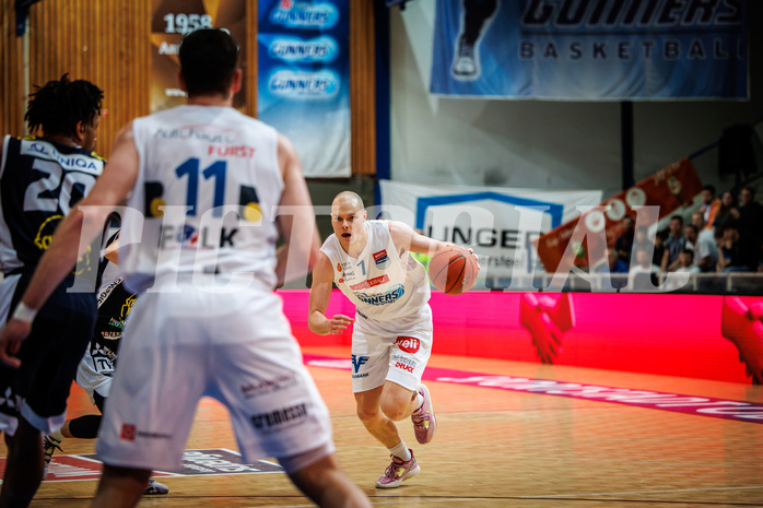 Basketball, Basketball Austria Cup 2022/23, Halbfinale 1, Oberwart Gunners, Gmunden Swans, Sebastian Käferle (7)