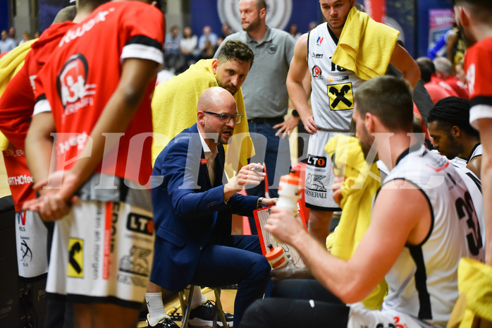 Basketball Superliga 2021/22, Viertelfinale Spiel 2, Flyers Wels vs Swans Gmunden