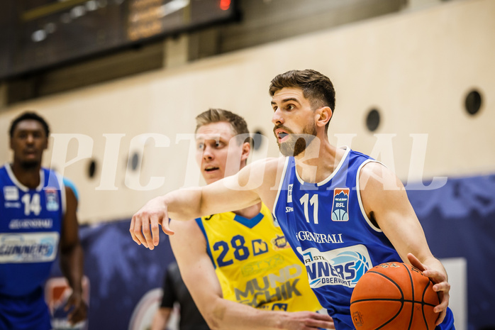 Basketball, bet-at-home Basketball Superliga 2021/22, Platzierungsrunde 9.Runde, SKN St. Pölten Basketball, Oberwart Gunners, Ioannis Chatzinikolas (11)