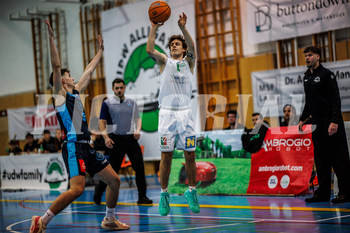 Basketball, Basketball Zweite Liga 2024/25, Grunddurchgang 13.Runde, UDW Alligators, Vienna Timberwolves, Simon Marek (11)