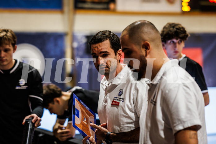 Basketball, win2day Basketball Superliga 2024/25, Grunddurchgang Runde 5, BBC Nord Dragonz, SKN St. Pölten, Felix Jambor (Head Coach)