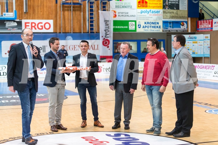 Basketball, ABL 2016/17, Grunddurchgang 19.Runde, Oberwart Gunners, BC Vienna, Ehrung Ehrenpräsident Hans Hadek 80. Geburtstag