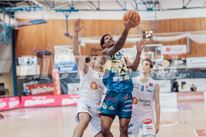 Basketball, Basketball Austria Cup 2023/24, Viertelfinale, Oberwart Gunners, UBSC Graz, Simun Kovac (5), Christian Brandon (18), Florian Koeppel (8), #nomanipulation