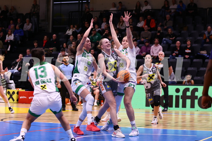 23.03.2024, Graz, Raiffeisen Sportpark, Basketball Damen Superliga 2023/24, Semifinale, Spiel 2, UBI Holding Graz - BK Raiffeisen Duchess Klosterneuburg,  
