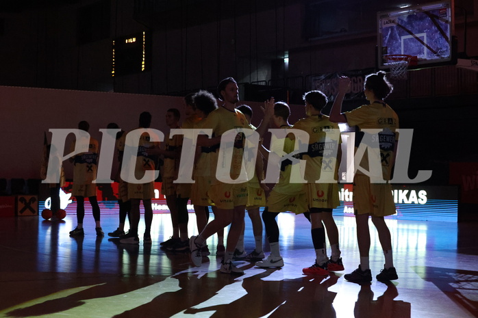 08.12.2024, Graz, Raiffeisen Sportpark Graz, Basketball Superliga 2024/25, Grunddurchgang, Runde 11, UBSC Raiffeisen Graz - Arkadia Traiskirchen Lions