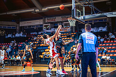 Basketball, Win2Day Superliga 2022/23, Grunddurchgang 3.Runde, BC GGMT Vienna, CITIES Panthers Fürstenfeld, Khalid Thomas (15), Jaylen Butz (12)