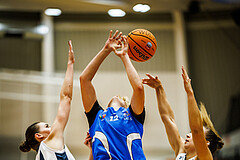 Basketball, Win2Day Basketball Damen Superliga 2023/24, Grunddurchgang 2.Runde, Vienna Timberwolves, DBB LZ OÖ, Melanie Fischer (14), Bettina Kunz (12), Petra Pammer (21)