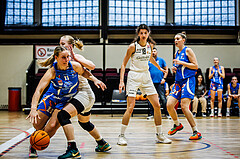 Basketball, Win2Day Basketball Damen Superliga 2023/24, Grunddurchgang 12.Runde, Basket Flames, DBB LZ OÖ, Lejla Pleho (11), Isabelle Fleischanderl (7)