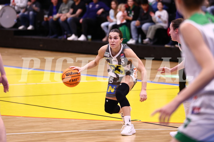 03.02.2024, Graz, Raiffeisen Sportpark, Basketball Damen Superliga 2023/24, Grunddurchgang 11.Runde, UBI Holding Graz - BK Raiffeisen Duchess Klosterneuburg ,  