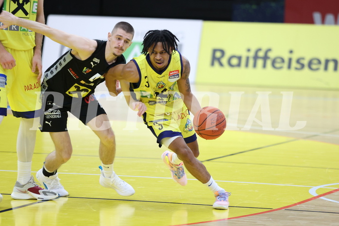 01.11.2022, Graz, Raiffeisen Sportpark Graz, Basketball Austria Cup 2022/23, UBSC Raiffeisen Graz vs. Flyers Wels