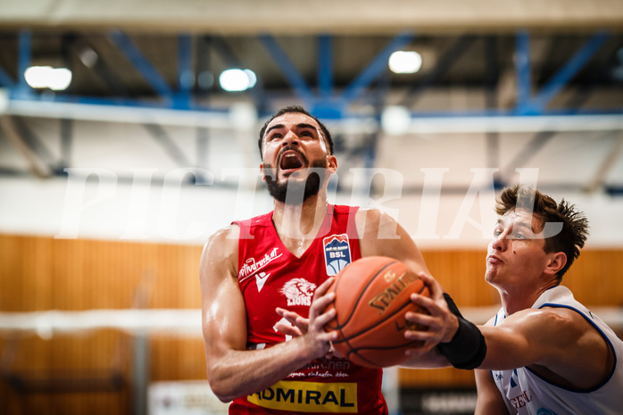 Basketball, Basketball Austria Cup 2021/22, Achtelfinale, Oberwart Gunners, Traiskirchen Lions, 