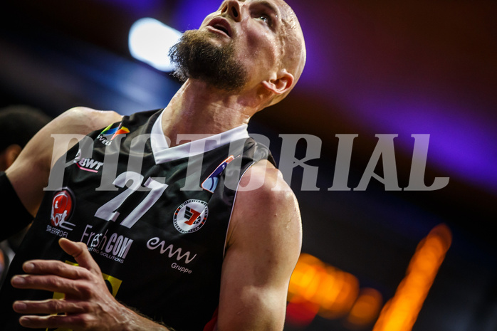 Basketball, bet-at-home Basketball Superliga 2020/21, Grunddurchgang 17.Runde, BC Vienna, Flyers Wels, Christian Von Fintel (27)