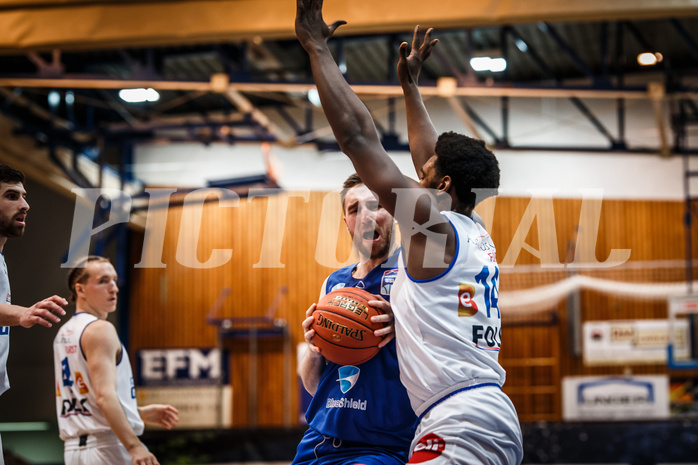 Basketball, bet-at-home Basketball Superliga 2021/22, Grunddurchgang Runde 14, Oberwart Gunners, Vienna D.C. Timberwolves, Nemanja Nikolic (6)