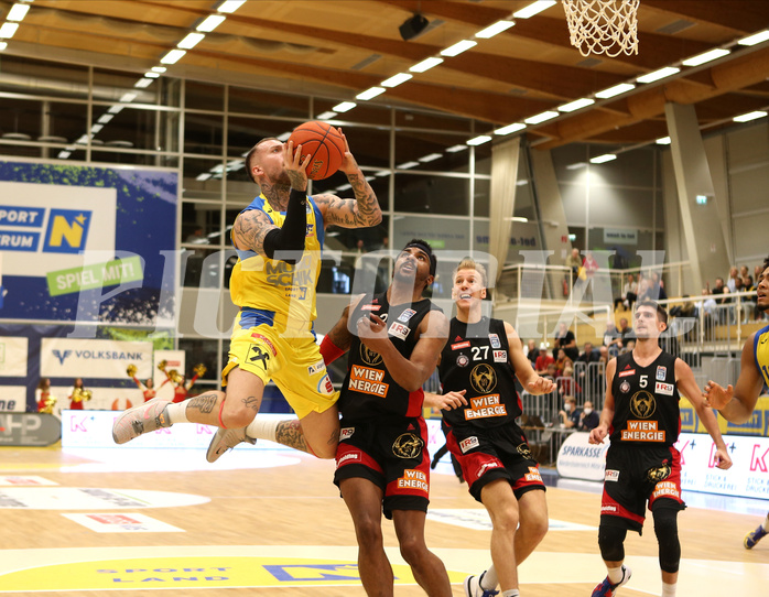 Basketball Superliga 20121/22, Grundducrhgang 2.Runde SKN St.Pölten vs. BC Vienna


