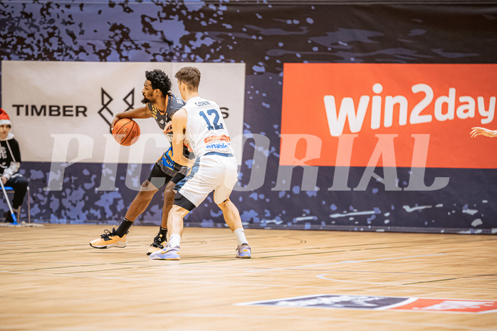 Basketball, Win2Day Superliga 2022/23, Grunddurchgang 13.Runde, Vienna Timberwolves, BK IMMOunited Dukes, Kevin Bracy-Davies (0), Jakob Lohr (12)