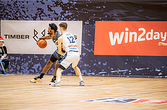 Basketball, Win2Day Superliga 2022/23, Grunddurchgang 13.Runde, Vienna Timberwolves, BK IMMOunited Dukes, Kevin Bracy-Davies (0), Jakob Lohr (12)